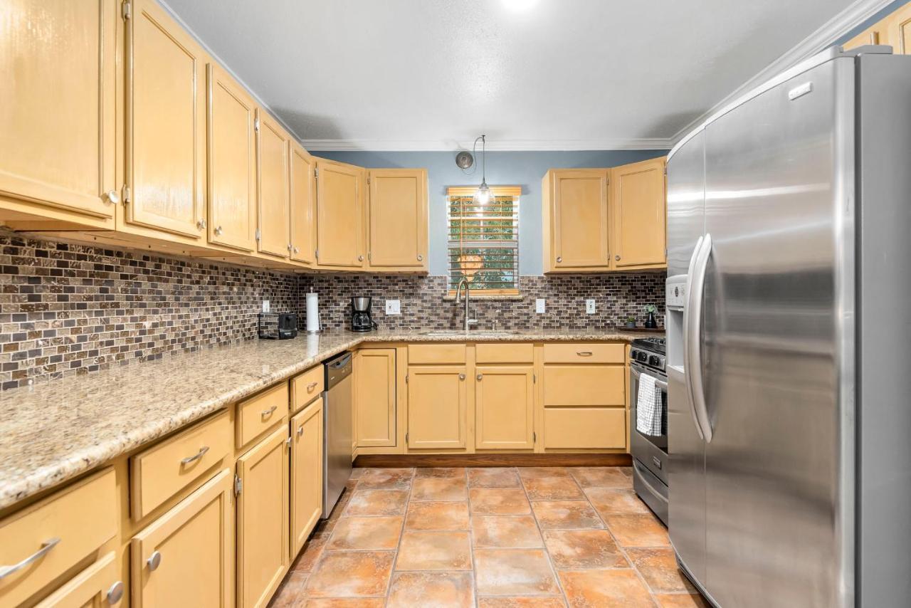 Sunnyside Retreat Apartment Bacliff Exterior photo